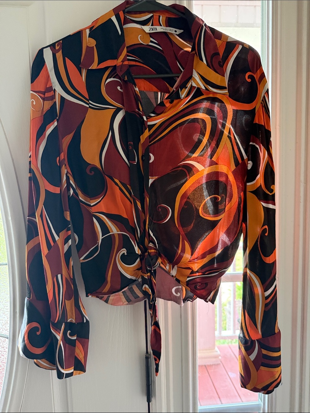 ZARA Multicolor Swirl Tie-Front Button-Down Shirt
